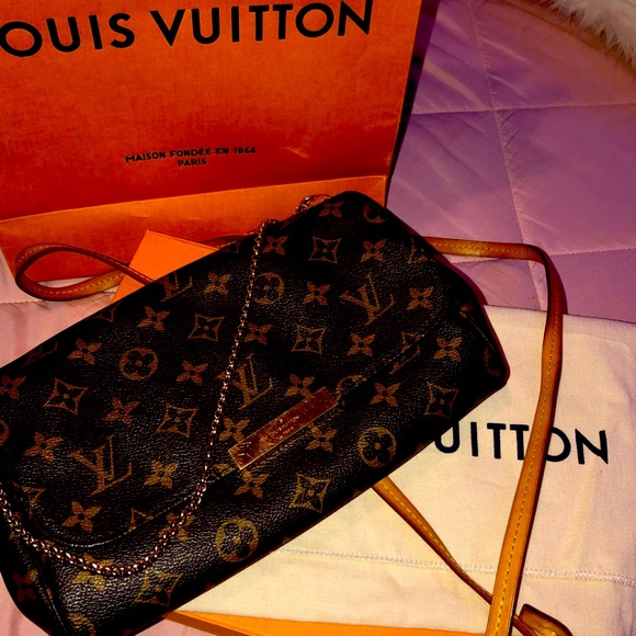 Louis Vuitton favorite MM - Picture 1 of 5